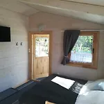 Letniskowe Rejs Domek letniskowy *