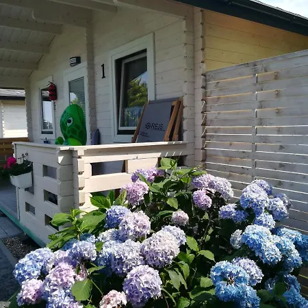 Letniskowe Rejs Lodge *