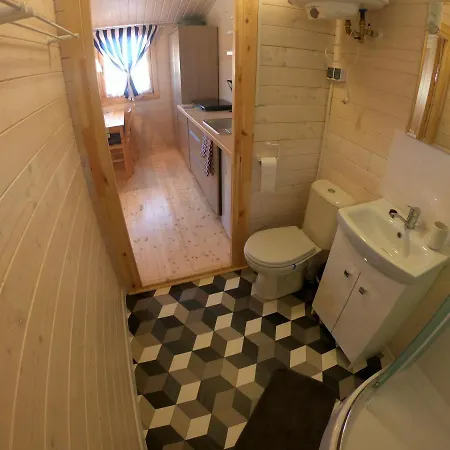 Letniskowe Rejs Lodge