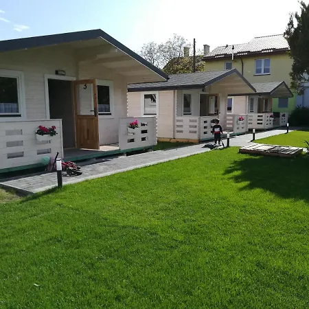 Letniskowe Rejs Lodge